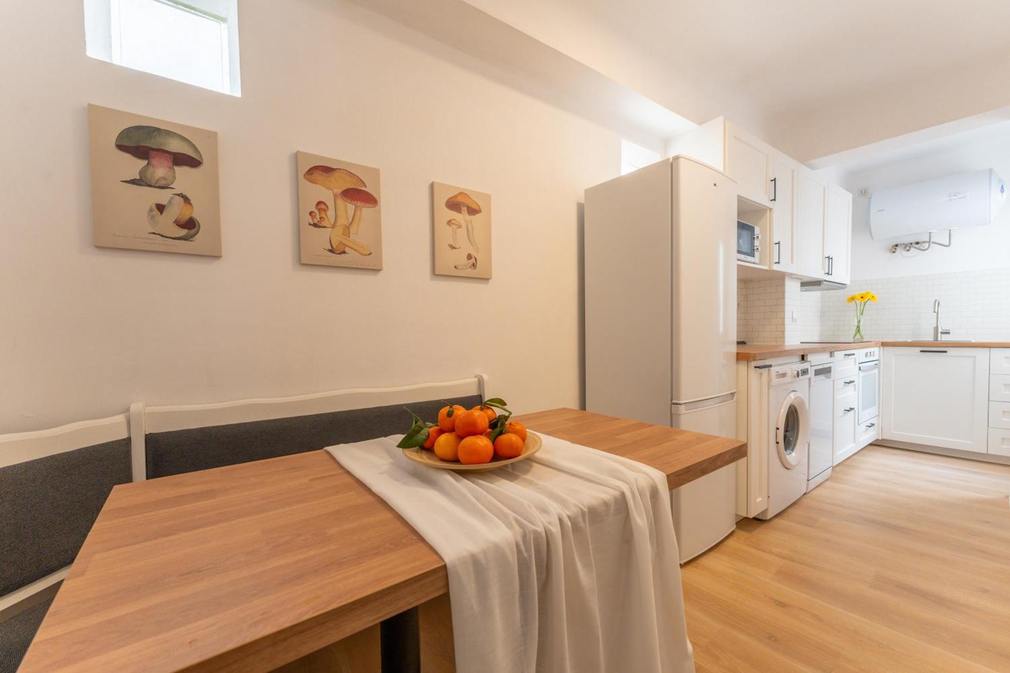 דירות Malaga Lux Oasis - Modern 3Br, Fast Wifi, Smarttv מראה חיצוני תמונה