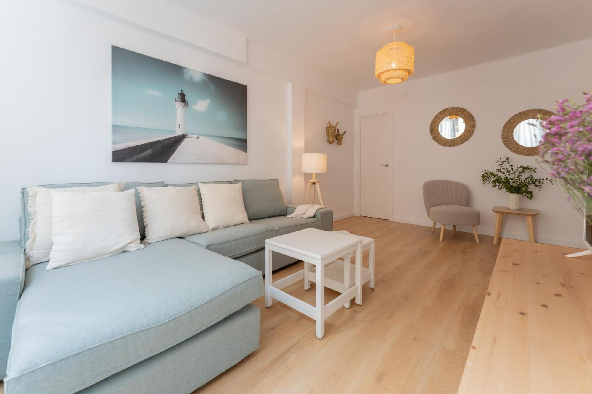 דירות Malaga Lux Oasis - Modern 3Br, Fast Wifi, Smarttv מראה חיצוני תמונה
